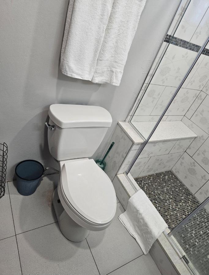 Secret Hideaway Apartment Ocho Rios Luaran gambar